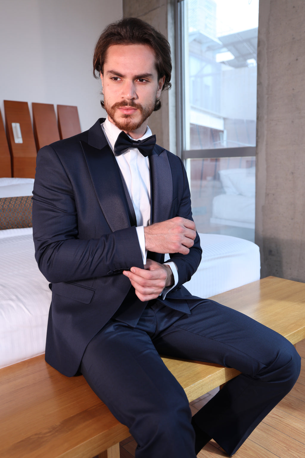 Navy Peak Lapel Tuxedo – Timeless Style for Weddings & Galas.024